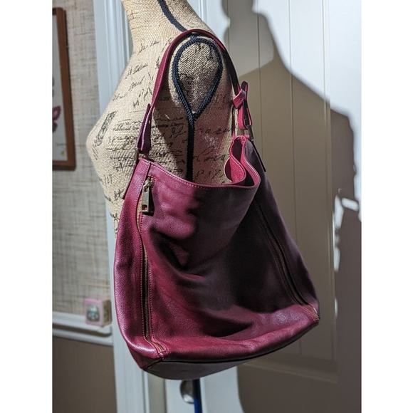 Varriale Dark Red Italian Leather Double Front Gold Zipper Bucket Shoulder Bag - Picture 15 of 15